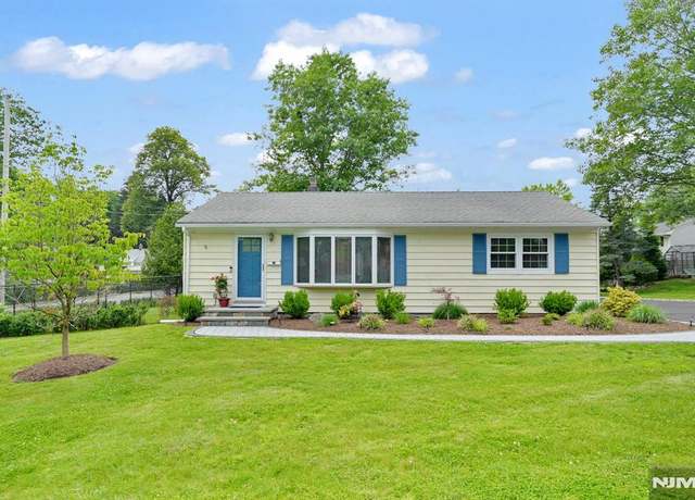 Property at 39 N 5th St, Park Ridge, NJ 07656, 3 beds, 2 baths