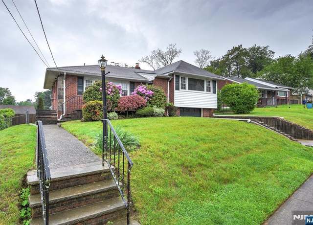 Property at 11 Glen Ter, Totowa, NJ 07512, 3 beds, 1.5 baths