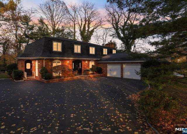Property at 50 Edwards Rd, Clifton, NJ 07013, 5 beds, 3.5 baths