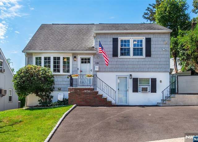 Property at 139 Margaret Ave, Nutley, NJ 07110, 3 beds, 1.5 baths
