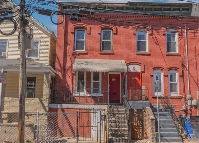 Property at 110 Summer Ave, Newark, NJ 07104, 4 beds, 3 baths