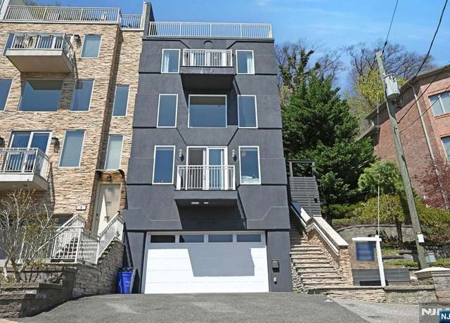 Property at 3 Oakdene Ter #3, Edgewater, NJ 07020, 3 beds, 3 baths