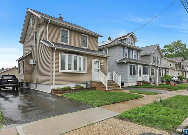 Property at 424 Rutherford Ave, Lyndhurst, NJ 07071, 3 beds, 1.5 baths