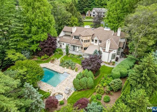 Property at 80 Adams Dr, Cresskill, NJ 07626, 4 beds, 5.5 baths