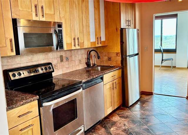 Property at 300 Winston Dr #1004, Cliffside Park, NJ 07010, 2 beds, 2 baths
