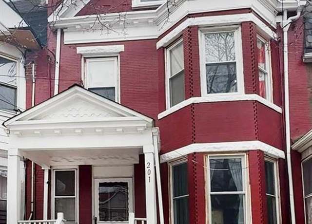Property at 201 11th St, Newark, NJ 07107, 4 beds, 2 baths