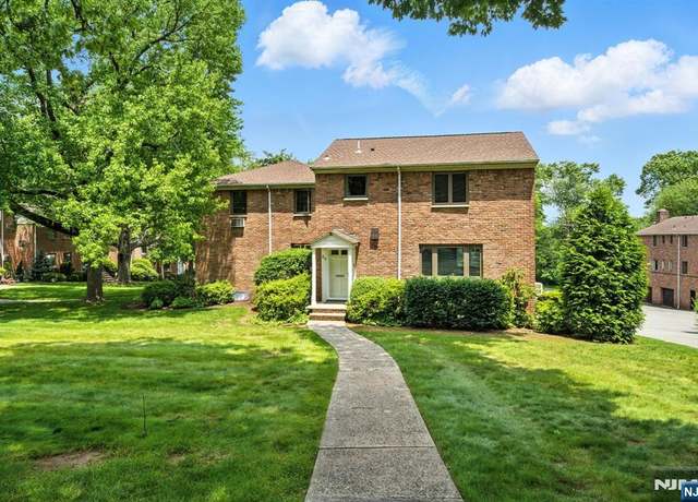 Property at 29 Troy Dr #4, Springfield (2017), NJ 07081, 2 beds, 2 baths