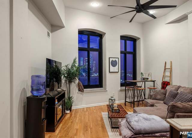 Property at 518 Gregory Ave Unit C402, Weehawken, NJ 07086, 2 beds, 2 baths
