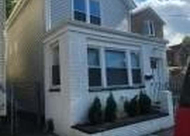 Property at 432 18th St, Newark, NJ 07103, 4 beds, 2 baths