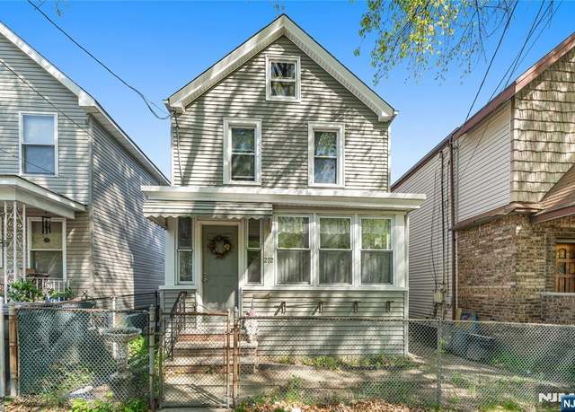 Property at 272 Burgess Pl, Clifton, NJ 07011, 3 beds, 1 bath