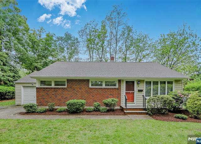 Property at 38 Pitcairn Ave, Ho Ho Kus, NJ 07423, 3 beds, 1 bath