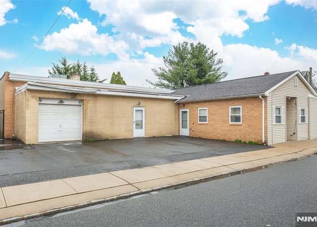 Property at 58 Coney Rd, Little Falls, NJ 07424, 3 beds, 2 baths