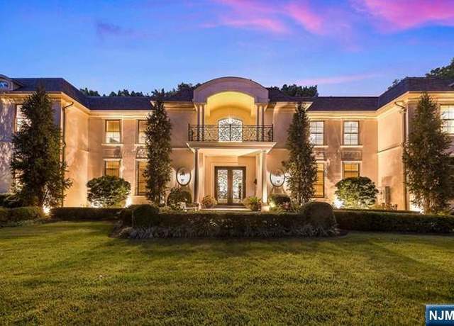 Property at 354 Hardenburgh Ave, Demarest, NJ 07627, 7 beds, 7.5 baths