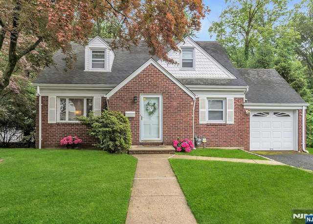Property at 139 Mill St, Westwood, NJ 07675, 4 beds, 2 baths