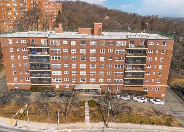 Property at 415 Claremont Ave Unit 2G, Montclair, NJ 07042, 2 beds, 2 baths