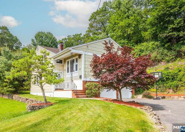 Property at 31 Shelley Ter, West Orange, NJ 07052, 4 beds, 3 baths