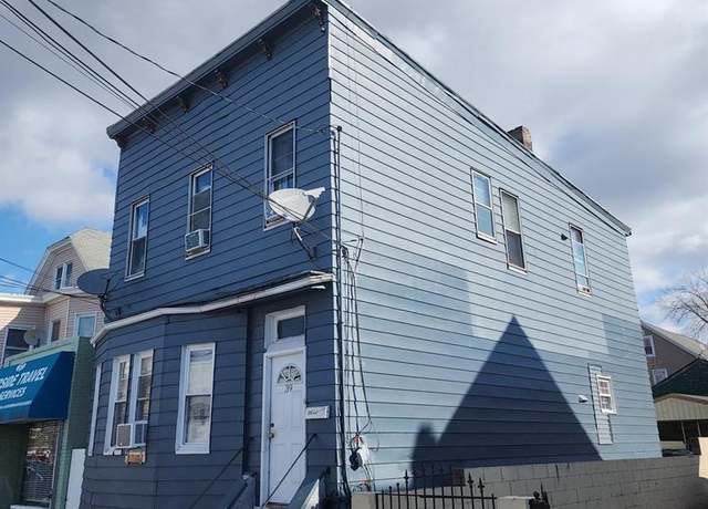 Property at 39 17th St, Paterson, NJ 07524, 5 beds, 3 baths