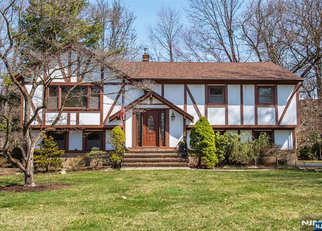 Property at 2 Carl Whritenour Pl, Butler Borough, NJ 07405, 4 beds, 2.5 baths