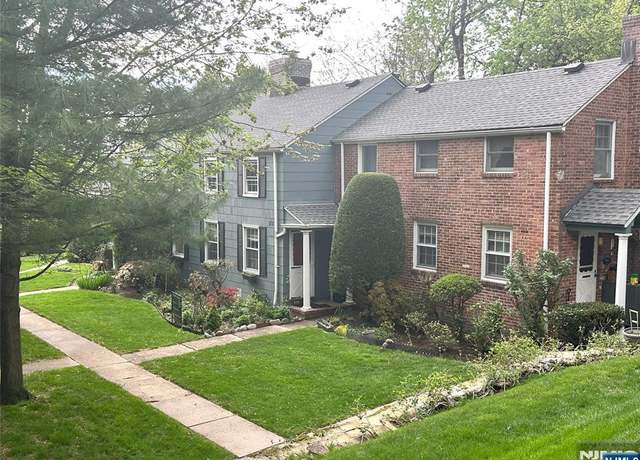 Property at 537 Grand Ave Unit N3, Leonia, NJ 07605, 2 beds, 1 bath