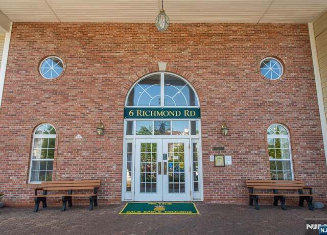 Property at 6222 Richmond Rd, West Milford, NJ 07480, 2 beds, 1 bath