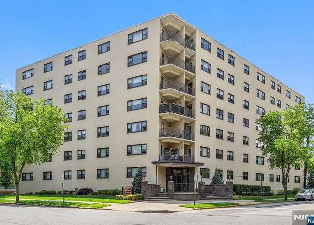 Property at 25 Grand Ave Unit 4B, Hackensack, NJ 07601, 2 beds, 1 bath