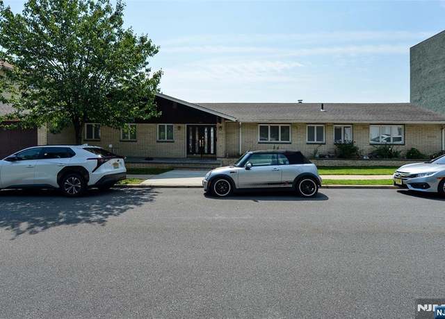 Property at 611 5th St, Carlstadt, NJ 07072, 5 beds, 4.5 baths
