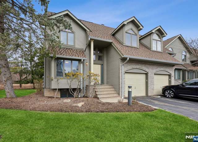 Property at 106 Aspen Ct Unit T004, Norwood, NJ 07648, 3 beds, 2.5 baths