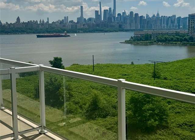 Property at 3 Somerset Ln #602, Edgewater, NJ 07020, 3 beds, 2.5 baths