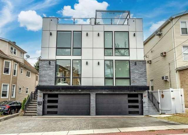 Property at 38 Hudson Ave, Edgewater, NJ 07020, 4 beds, 3.5 baths