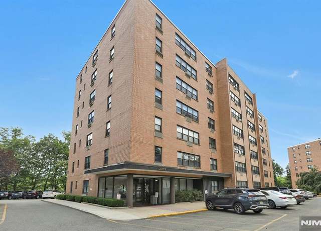 Property at 2352 Linwood Ave Unit 3G, Fort Lee, NJ 07024, 1 bed, 1 bath
