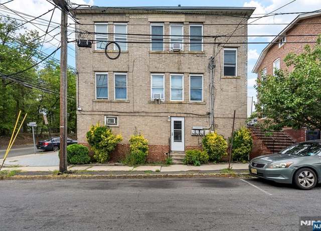 Property at 1 Cedar Hill Ave, Belleville, NJ 07109, 5 beds, 3 baths