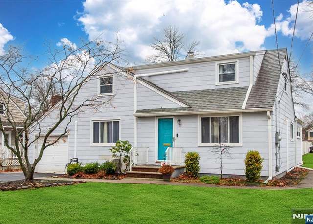 Property at 75 Mayfair Dr, West Orange, NJ 07052, 4 beds, 2 baths