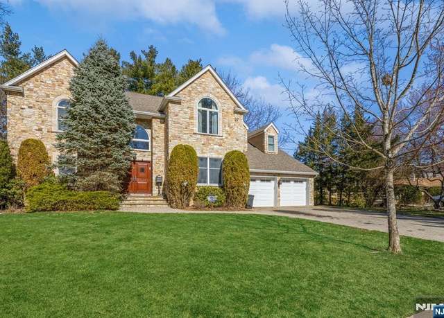 Property at 49 Arnold Ave, Closter, NJ 07624, 6 beds, 5.5 baths