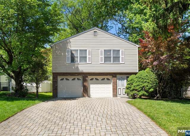 Property at 67 Short Pl, Cresskill, NJ 07626, 4 beds, 2.5 baths