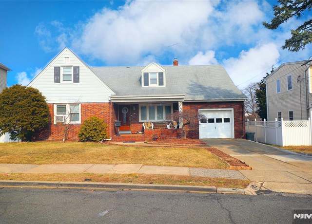 Property at 14 Leonhardt Dr, Saddle Brook, NJ 07663, 5 beds, 3 baths