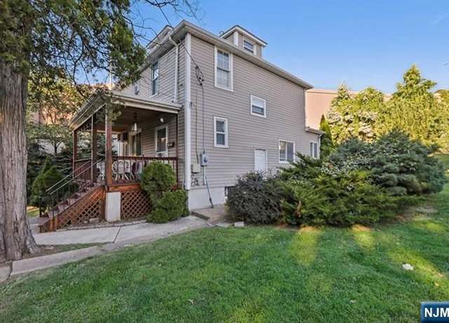 Property at 540 Main St, Lodi, NJ 07644, 3 beds, 1.5 baths