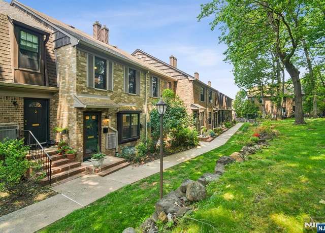 Property at 181 Long Hill Rd Unit H3, Little Falls, NJ 07424, 2 beds, 3 baths