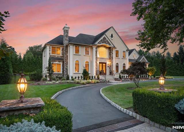 Property at 109 Garden Ct, Franklin Lakes, NJ 07417, 5 beds, 6.5 baths