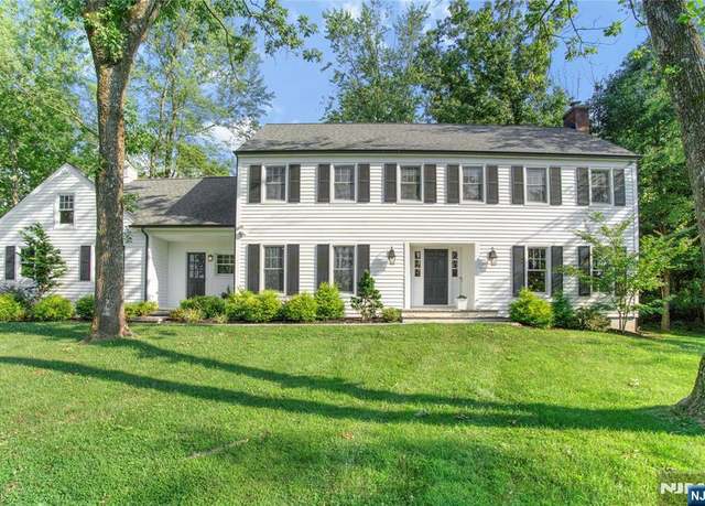 Property at 18 Fawn Ln, Basking Ridge, NJ 07920, 4 beds, 3.5 baths