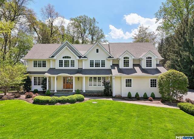 Property at 12 Iron Latch Ct, Upper Saddle River, NJ 07458, 4 beds, 3.5 baths