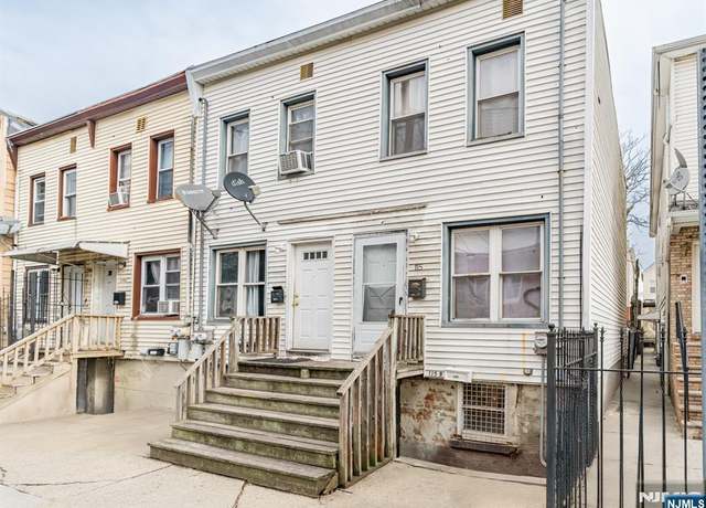 Property at 115 Highland Ave, Newark, NJ 07104, 3 beds, 2 baths