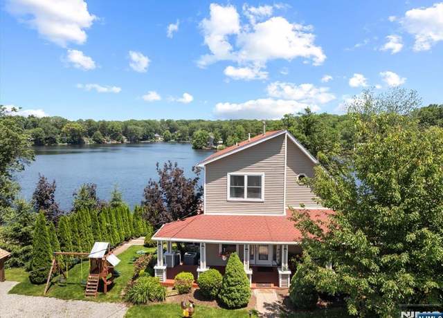 Property at 10 Emerson Rd, West Milford, NJ 07421, 2 beds, 2 baths