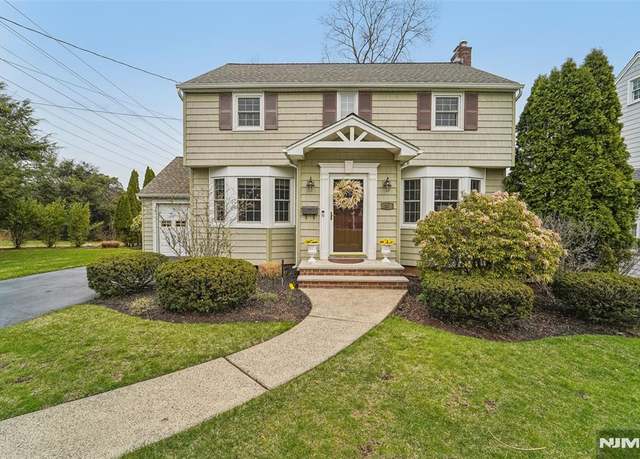Property at 27 Highland Rd, Glen Rock, NJ 07452, 4 beds, 1.5 baths
