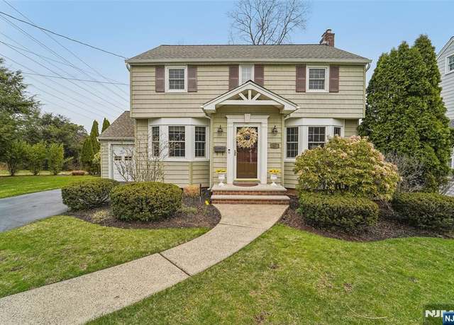 Property at 27 Highland Rd, Glen Rock, NJ 07452, 4 beds, 1.5 baths