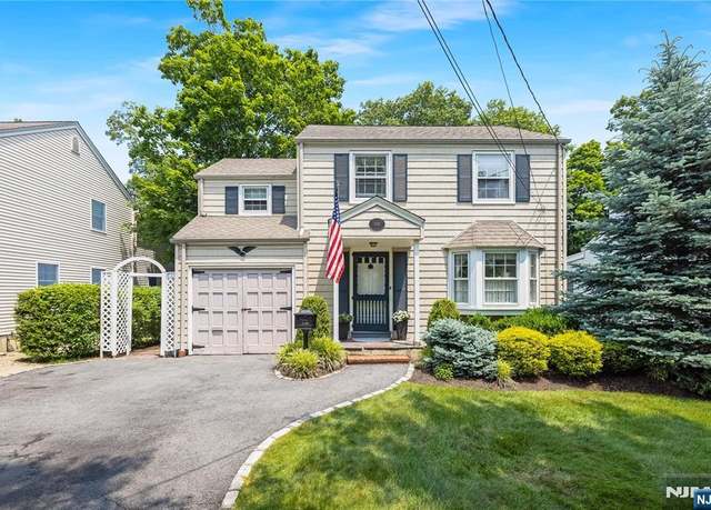 Property at 130 Young Ave, Cedar Grove, NJ 07009, 3 beds, 1.5 baths