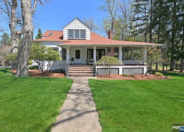 Property at 36 Bryant Pl, Westwood, NJ 07675, 5 beds, 2 baths