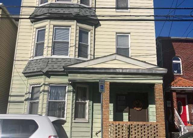 Property at 78 Napoleon St, Newark, NJ 07105, 9 beds, 3 baths