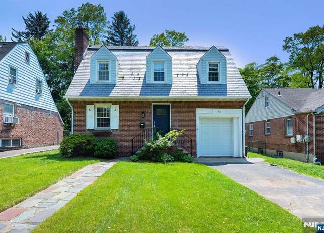 Property at 710 Ramapo Rd, Teaneck, NJ 07666, 3 beds, 1.5 baths