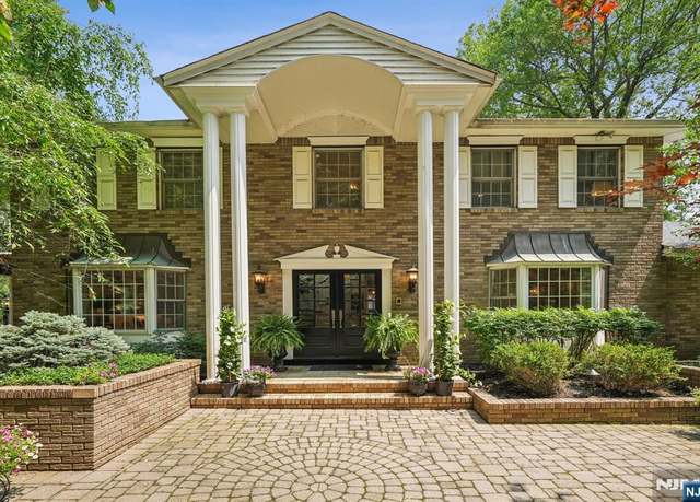 Property at 63 Stony Brook Rd, Montville Township, NJ 07045, 4 beds, 3.5 baths