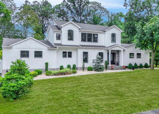 Property at 18 Taylor Dr, West Caldwell, NJ 07006, 4 beds, 3 baths